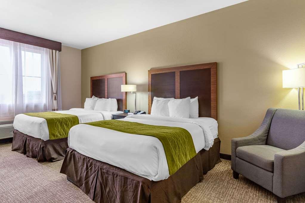 Comfort Inn & Suites Lakeside Eagle Pass Room photo