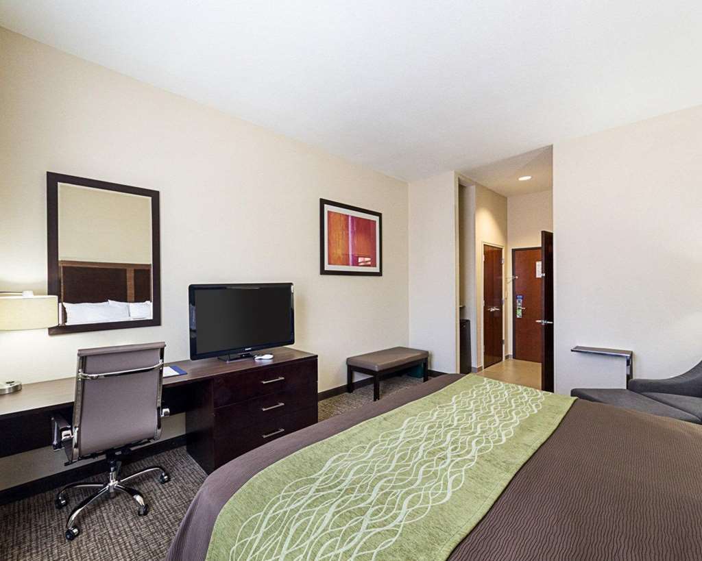 Comfort Inn & Suites Lakeside Eagle Pass Room photo